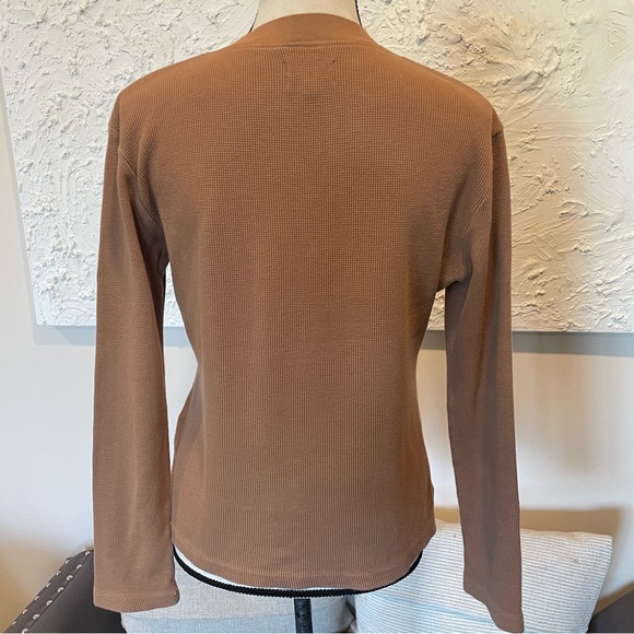 🔥CLEARANCE🔥 Mate the Label Organic Cotton Thermal Henley Top Long Sleeve Camel - Picture 9 of 10